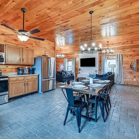 Bee Spring Cabin With Arcade Game Steps To Lake!